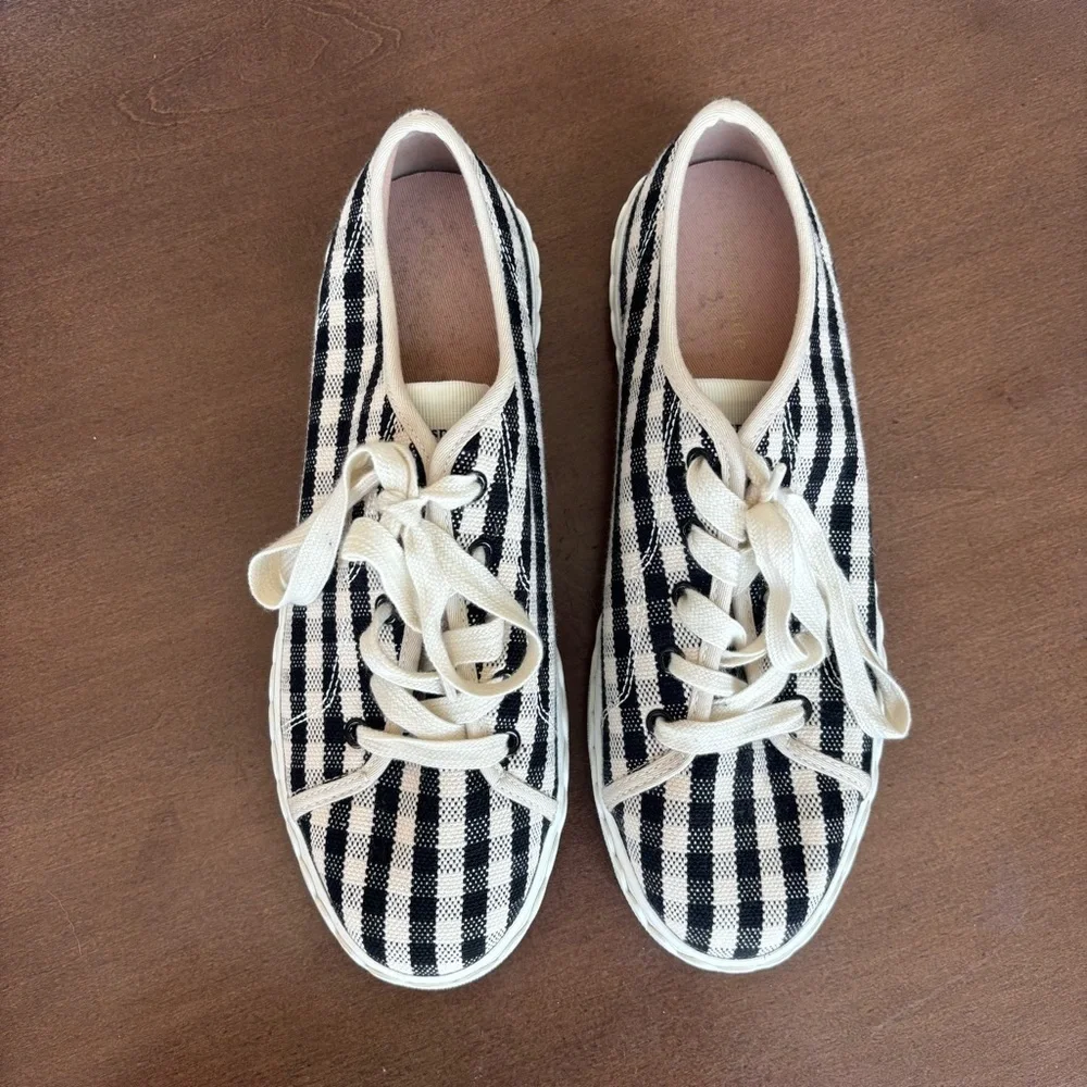 Kate Spade Vale Sneakers, Size 7